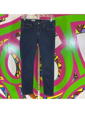 GAP 1969 Always Skinny Jeans, Size 27P. In good used condition!